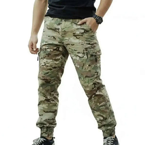 Spodnie taktyczne jogger w kamuflażu Multicam z kieszeniami cargo i elastycznym materiałem do outdooru